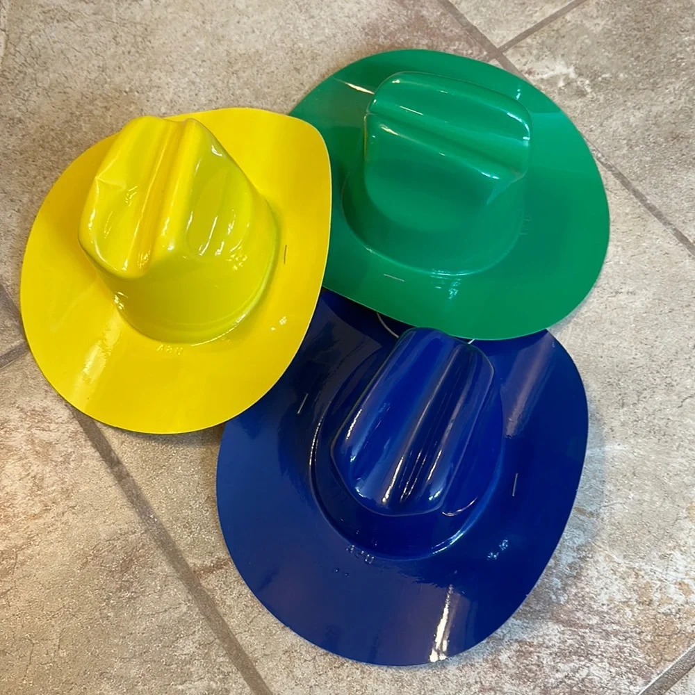 Doggie cowboy hats retro 1999-2000 made in USA worn by Scottie yellow blue green